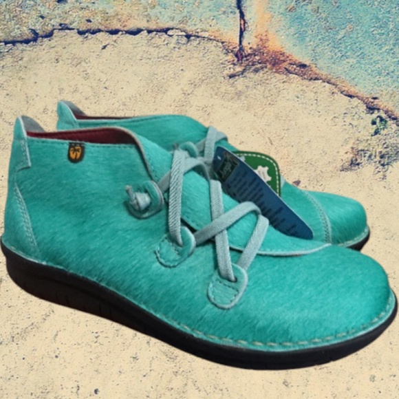 NIB Retail $195 NIB JUNGLA Ankle Boots sz. 38 (7.5) - Picture 1 of 8